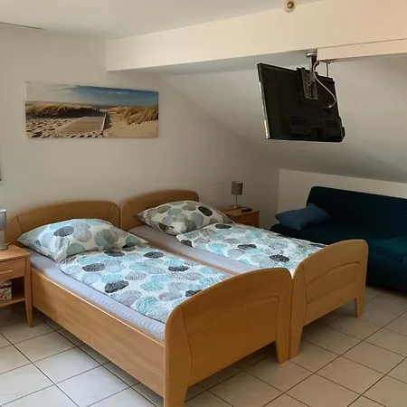 Und Apartment *